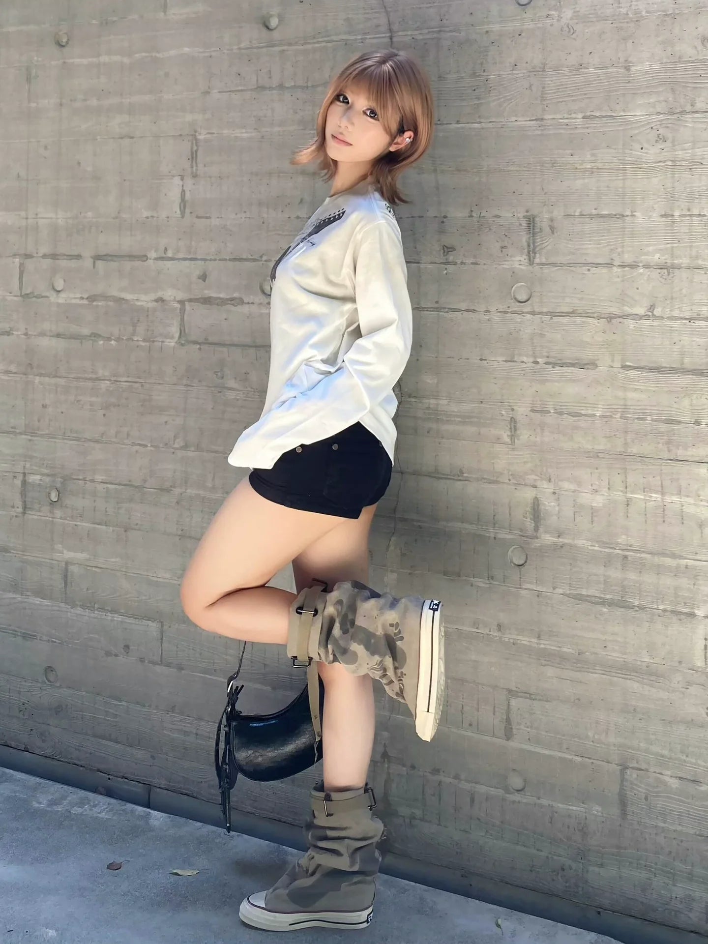 Y2K Distressed White Long Sleeve Top for Autumn