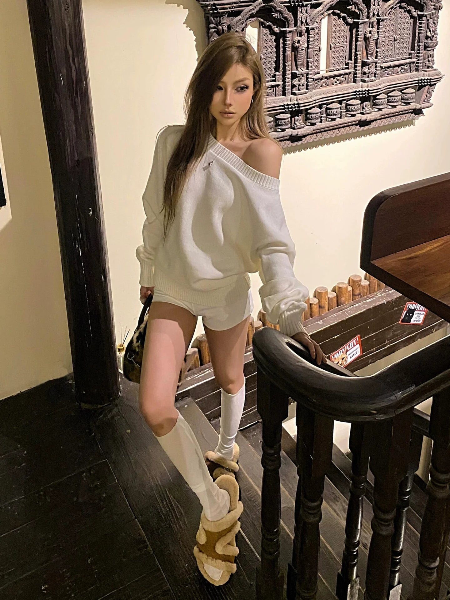 Off-Shoulder Relaxed Knit Sweater Soft Drape Elegant Lazy Fit