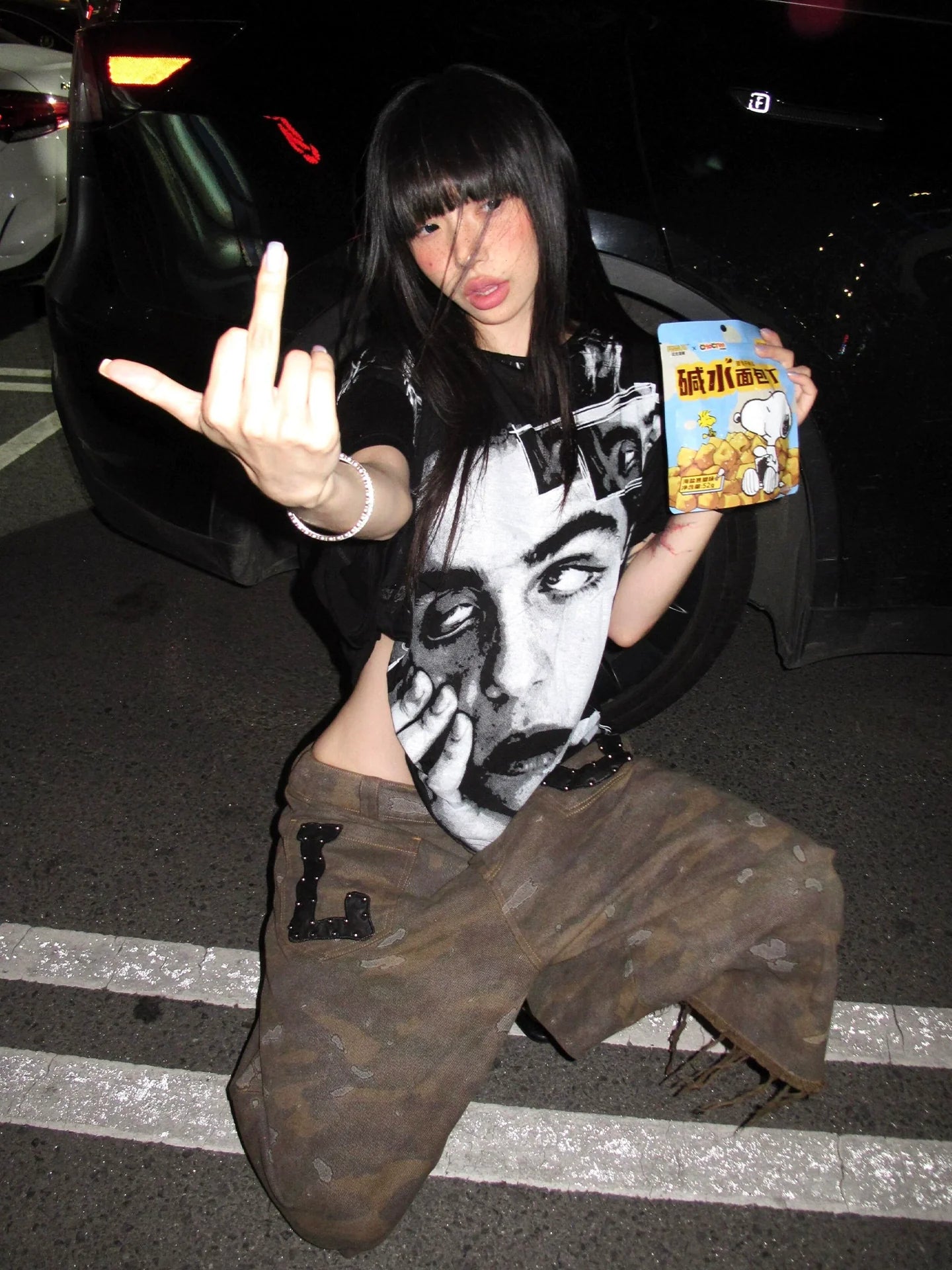 American Vintage Chain Backless Off-Shoulder Tee  Graphic Short Sleeve Crop Top