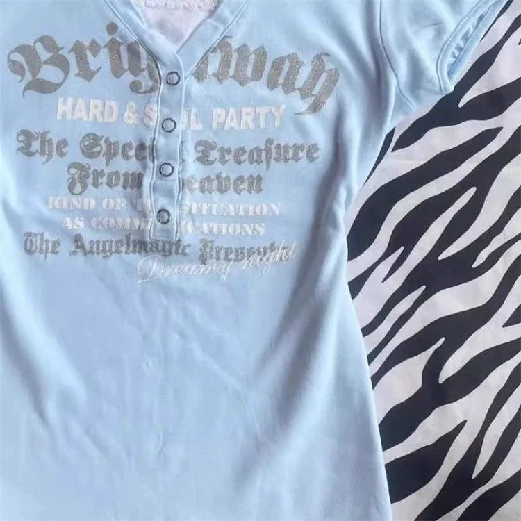 Blue American Vintage V-Neck Lace Letter Button Y2K T-Shirt