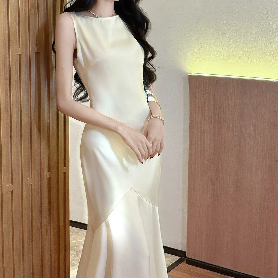 Simple White Satin Sleeveless Bodycon Gown Dress