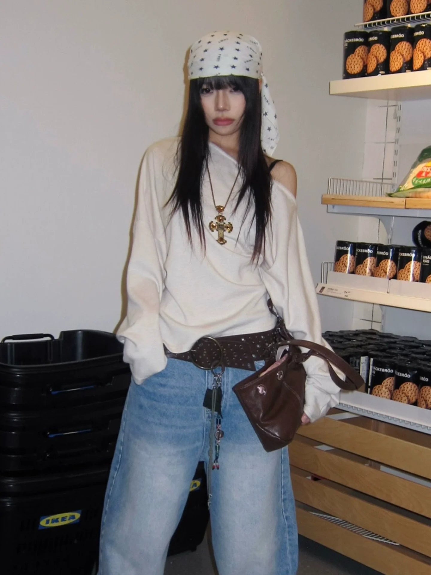 Korean White Asymmetric Long Sleeve Tee Autumn Vintage Slim Fit Off-Shoulder Top