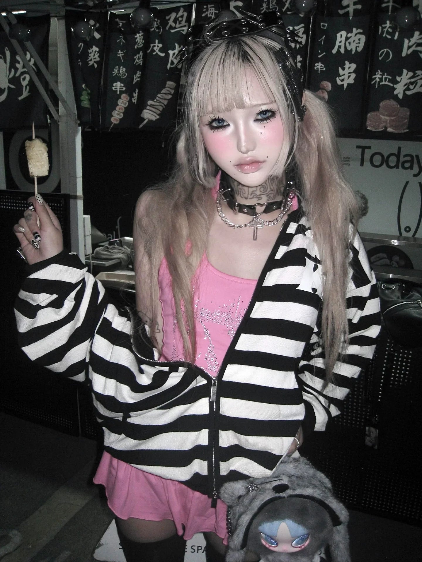 Y2K Black and White Stripe Skull Print Zip Up Hoodie