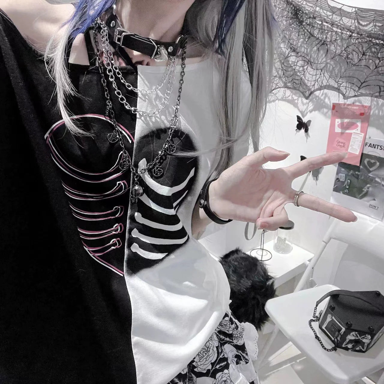 Black & White Subculture Y2K E-girl Patchwork Heart Print Off-Shoulder Niche Oversized Short-Sleeve Top