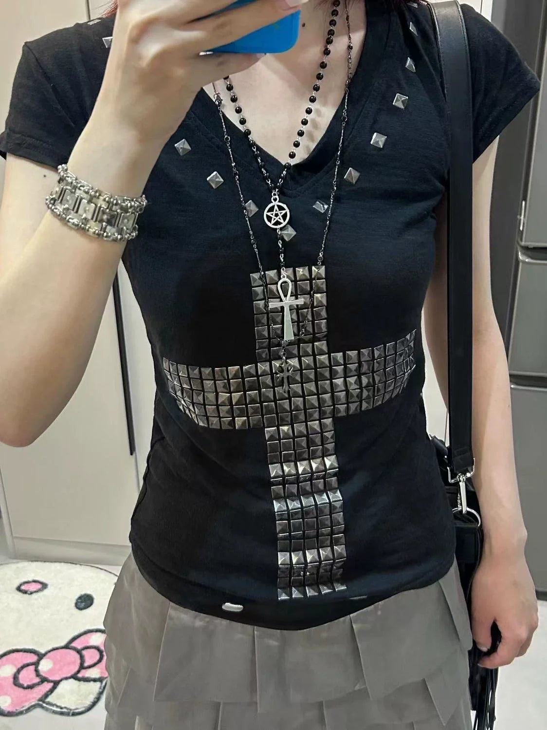 White Subculture Punk Y2K E-girl Abi American Retro V-neck Cross Rhinestone Short Sleeve Top
