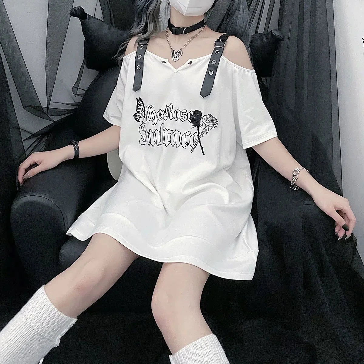 Black Misty Butterfly Print Off-The-Shoulder Mid-Length Oversized Y2K T-Shirt