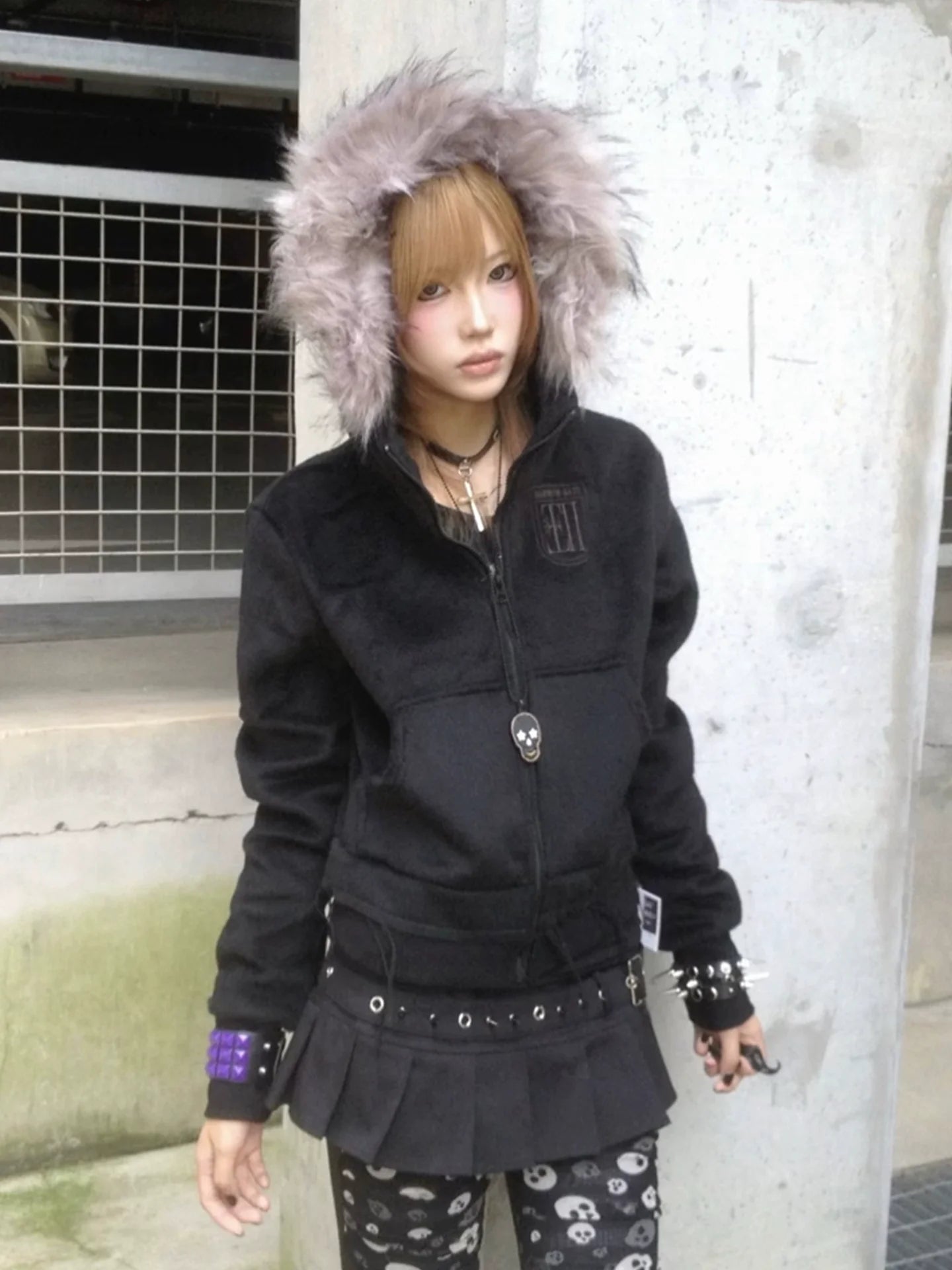 Y2K Visual Kei Fur Collar Hoodie Autumn-Winter Short Pullover with Tassel Hem