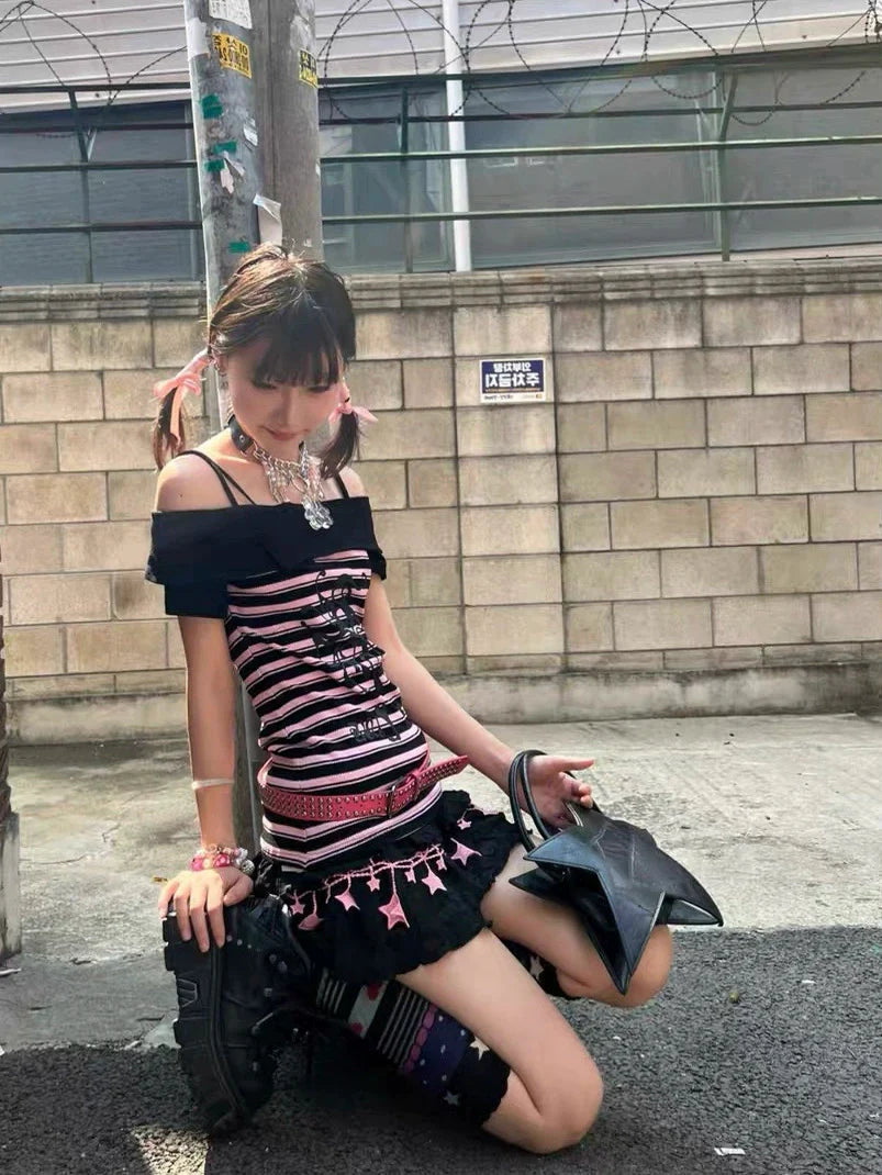 Black & Pink Stripe Subculture Y2K E-girl Abi One-Shoulder Slim Light Subculture Short Sleeve Top