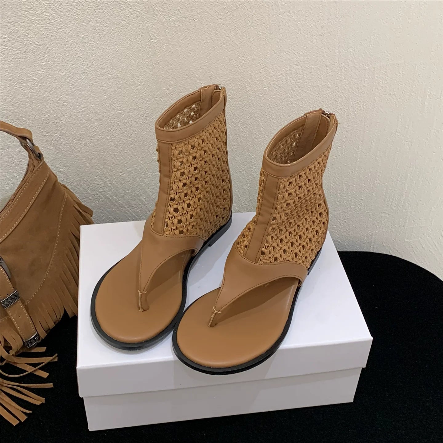 Korean Spicy Girl Retro Toe Post Sandal Boots Petite Lift Mid Calf Niche Foot Slimming Cutout Ankle Boots
