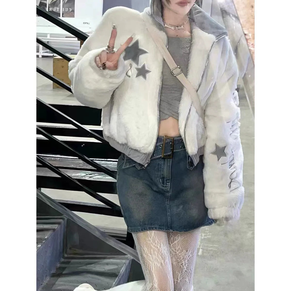 Apricot White Subculture Y2K E-girl Faux Rabbit Fur Stand-Collar Short Jacket (Winter)