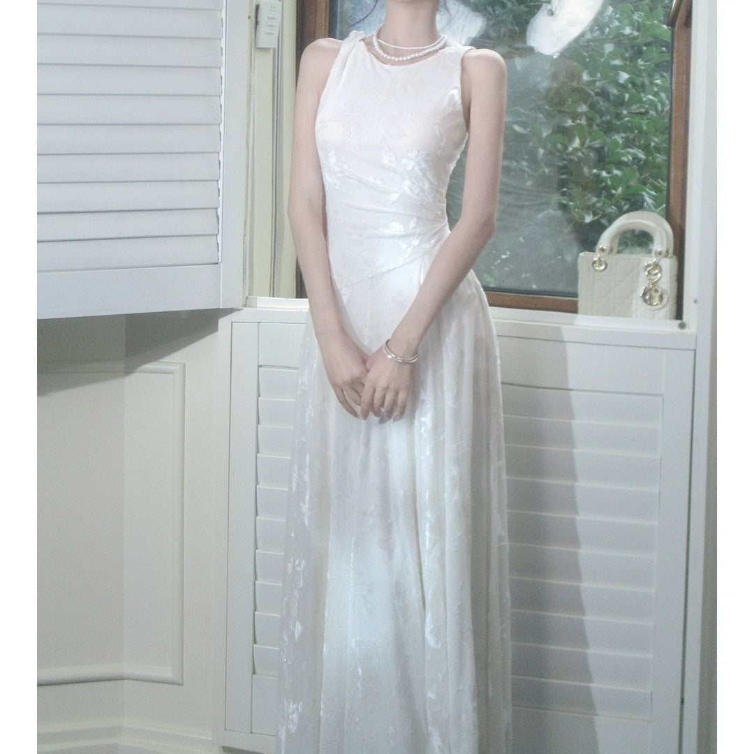 Chinese Style Luxury Sleeveless Gown Dress