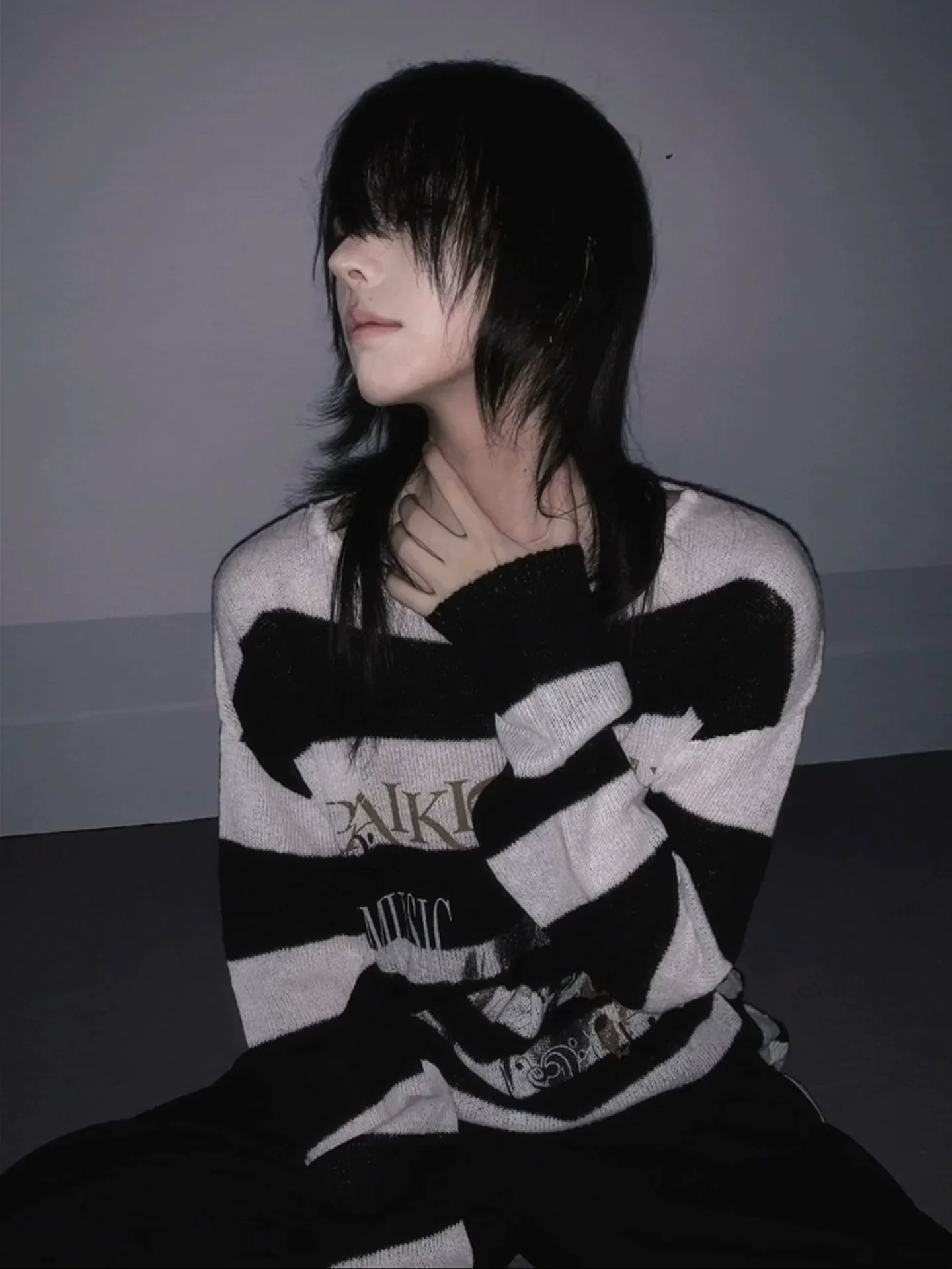 Visual Kei Black & White Striped Sweater Autumn-Winter Portrait Print Knit Top