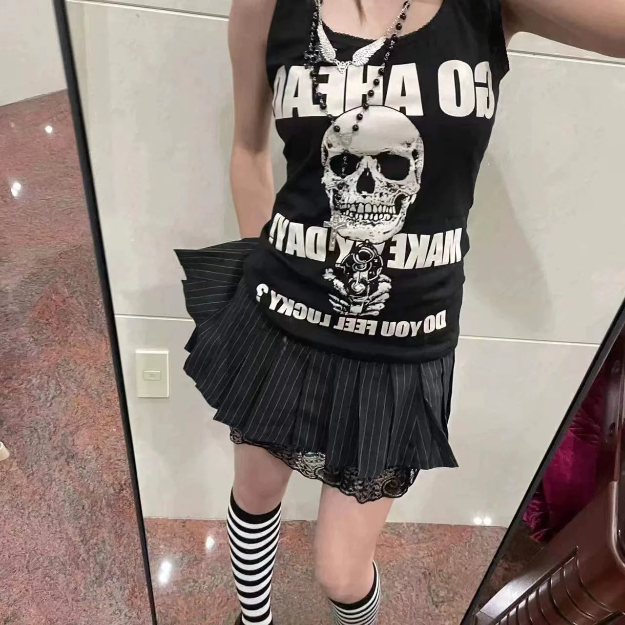 Black Skull Vest Subculture Gothic Punk Y2K E-girl Skull & Rose Print Sleeveless Design Top