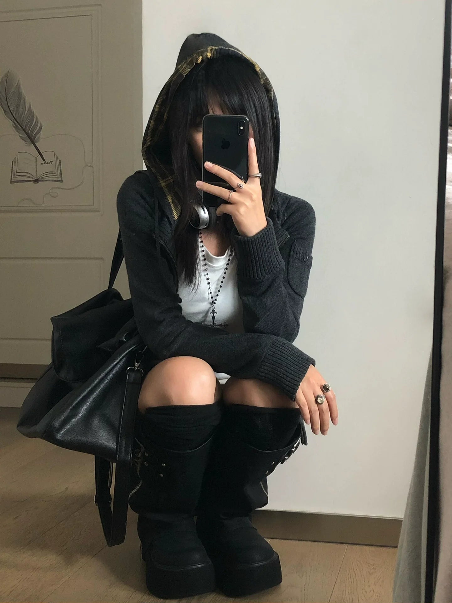 Vintage Plaid Hooded Knit Cardigan for Early Autumn