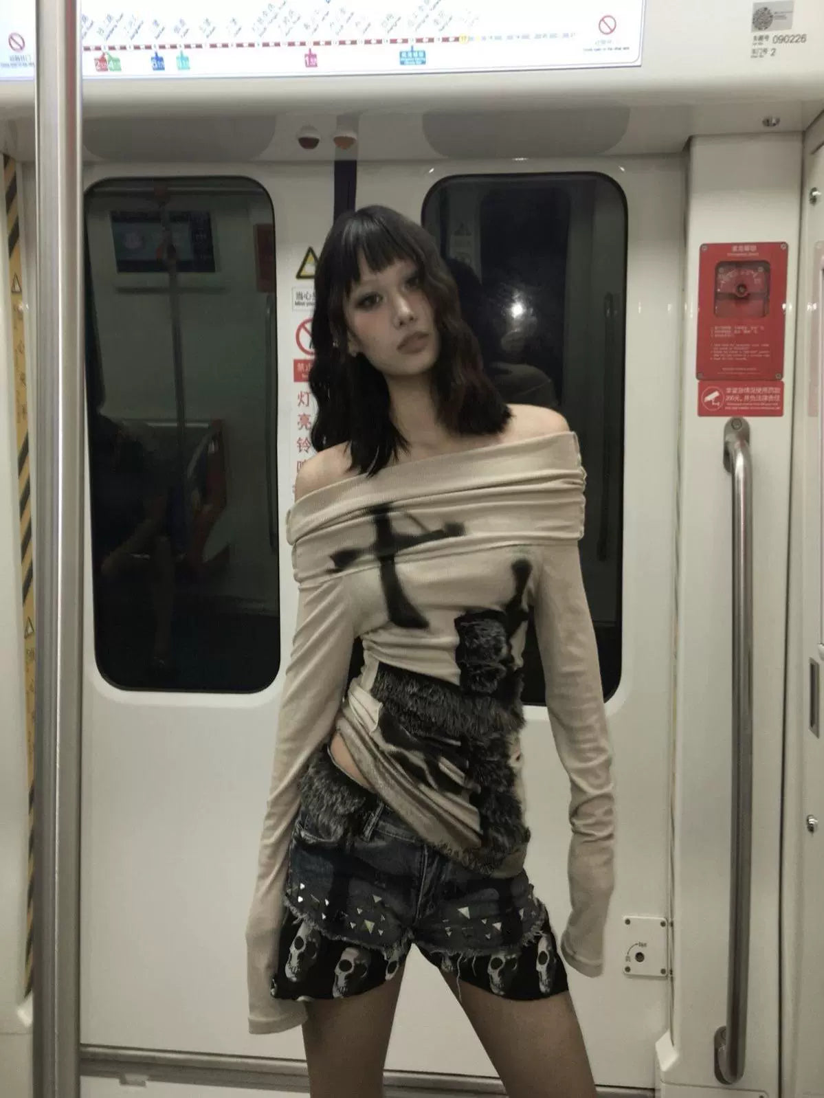 Shibuya One-Shoulder Subculture Gothic Rock Punk Y2K Dark-Style Long Sleeve Top