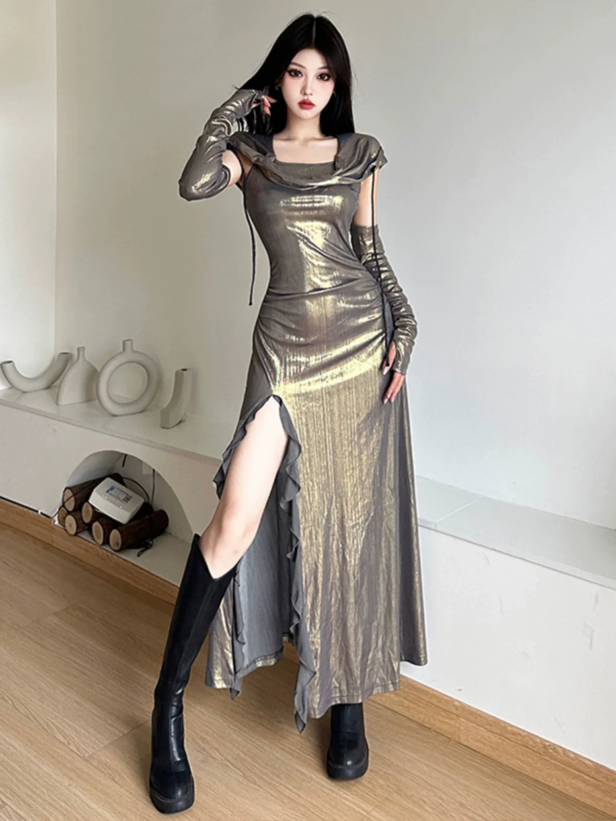 Futuristic Personalized Wasteland Style Shiny Cowl-Neck With Arm Sleeves Fitted Slit Maxi Dress