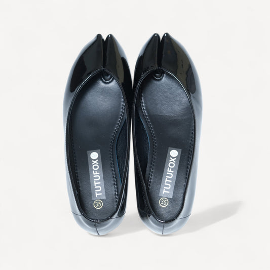 Black Glossy Soft Pointed Split Toe Flats - tutufox - tabis