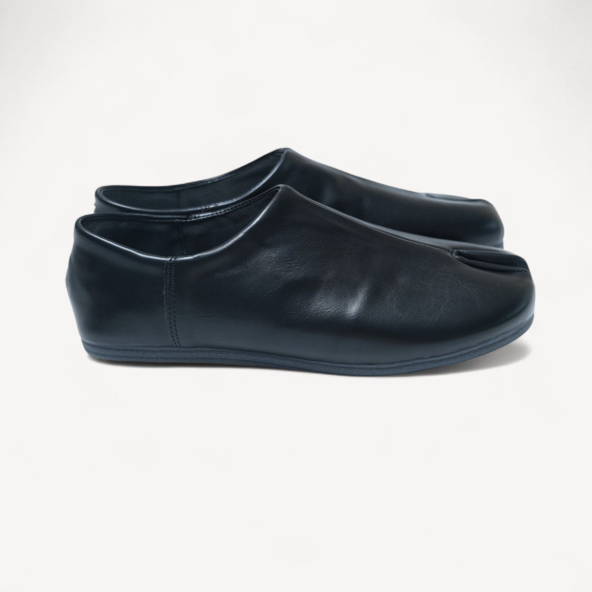 Black Matte Soft Leather Round Toe Tabi - tutufox - tabis