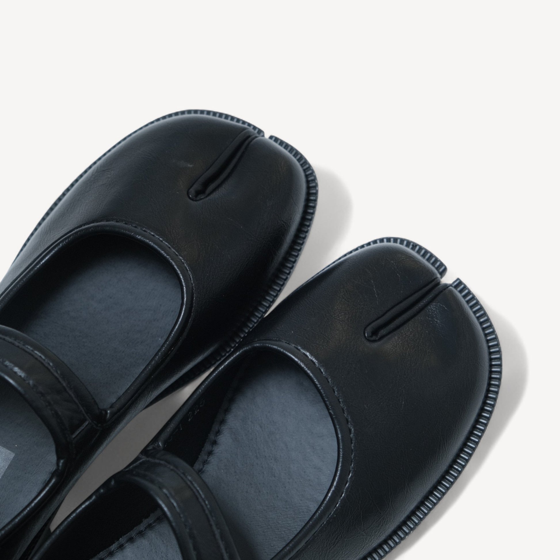 Black Matte Split Toe Mary Jane Tabi - tutufox - tabis