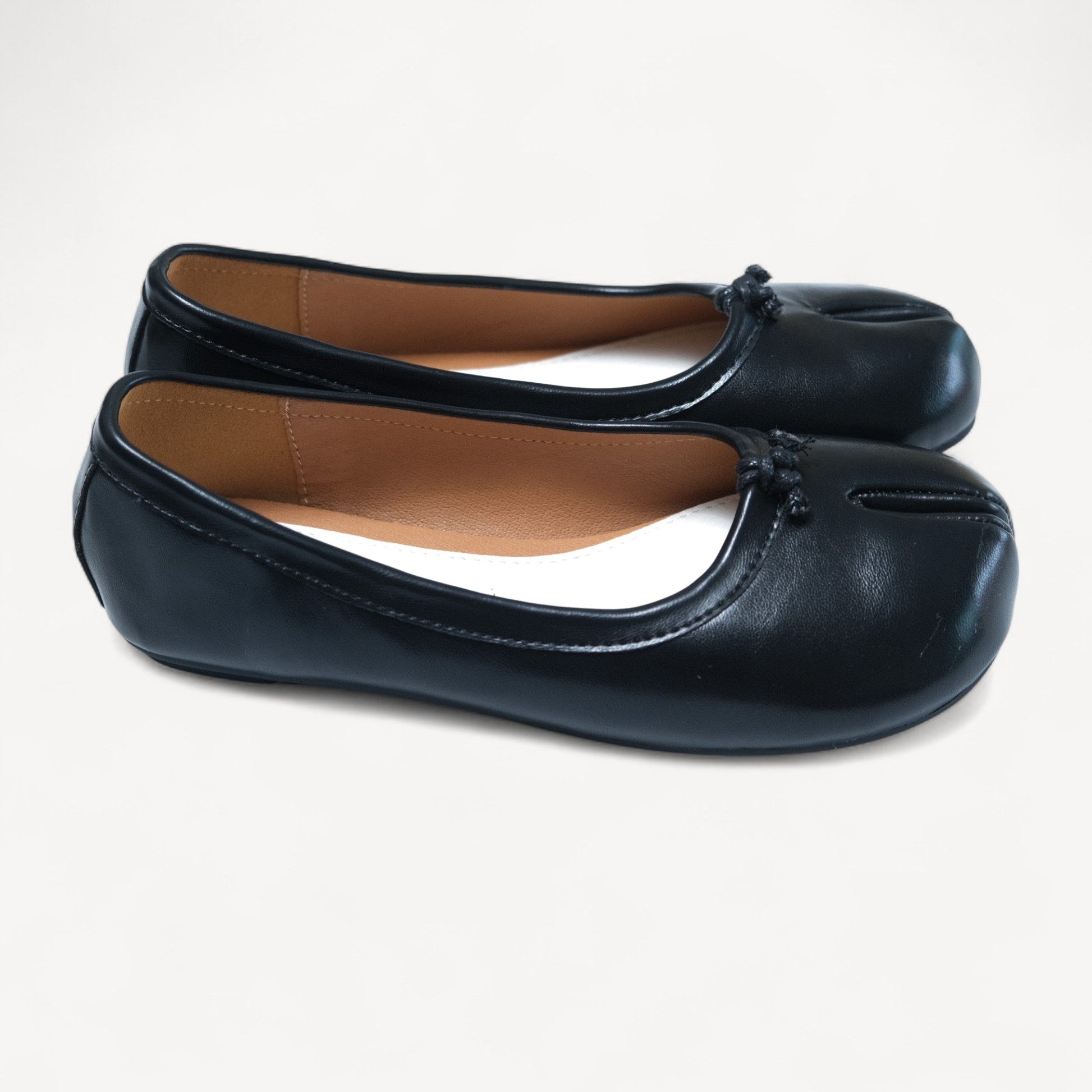 black split toe leather flats tabi right oblique view