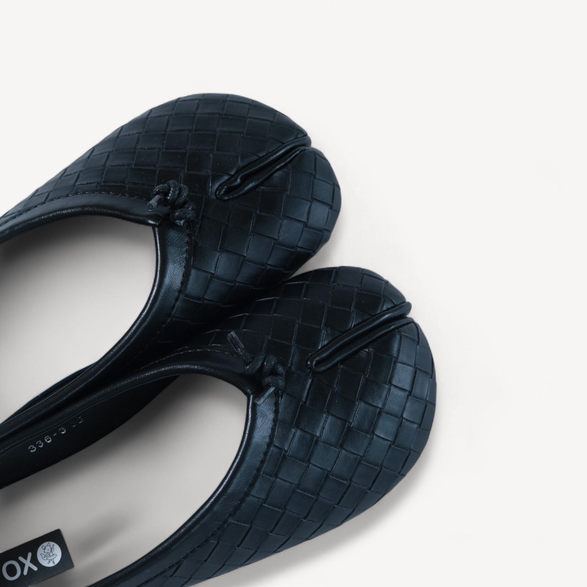 Black Woven Leather Split Toe Tabi - tutufox - tabis