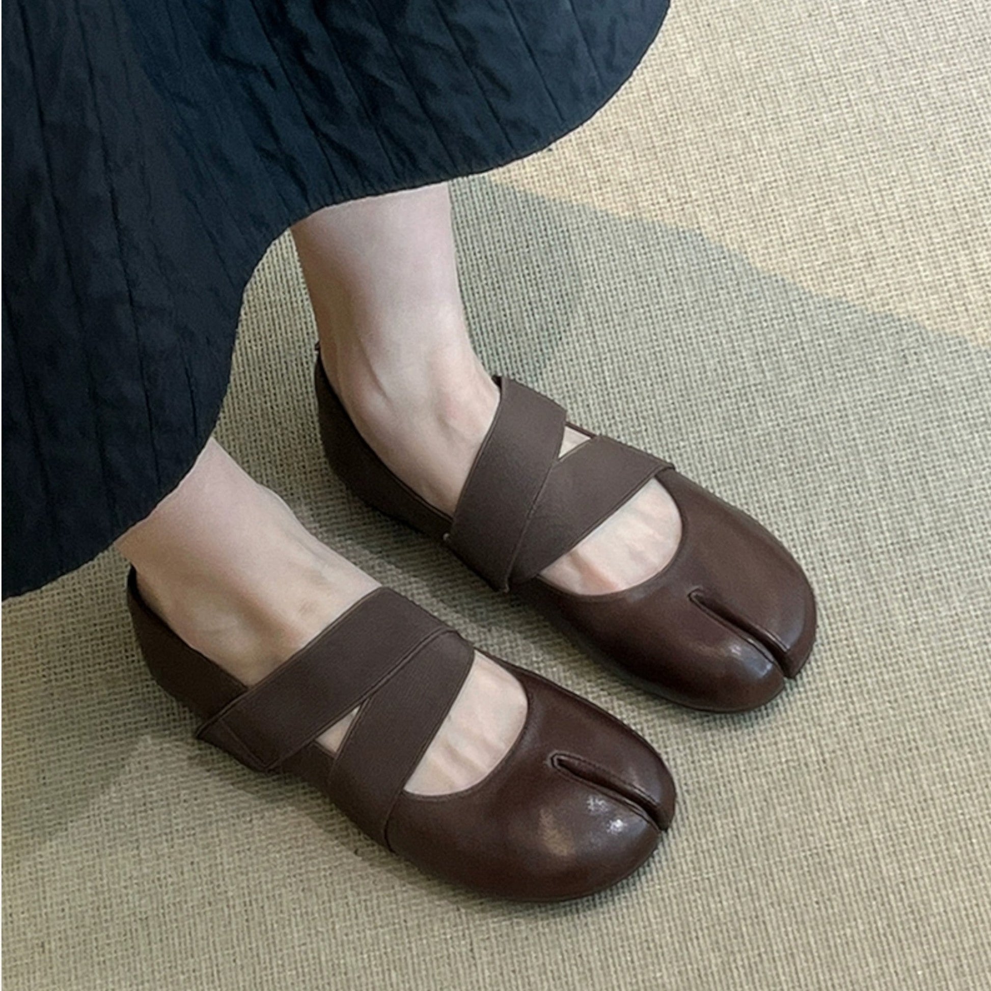 Brown Soft Leather Ballet Split - Toe Flats Elastic Tabi - tutufox - tabis
