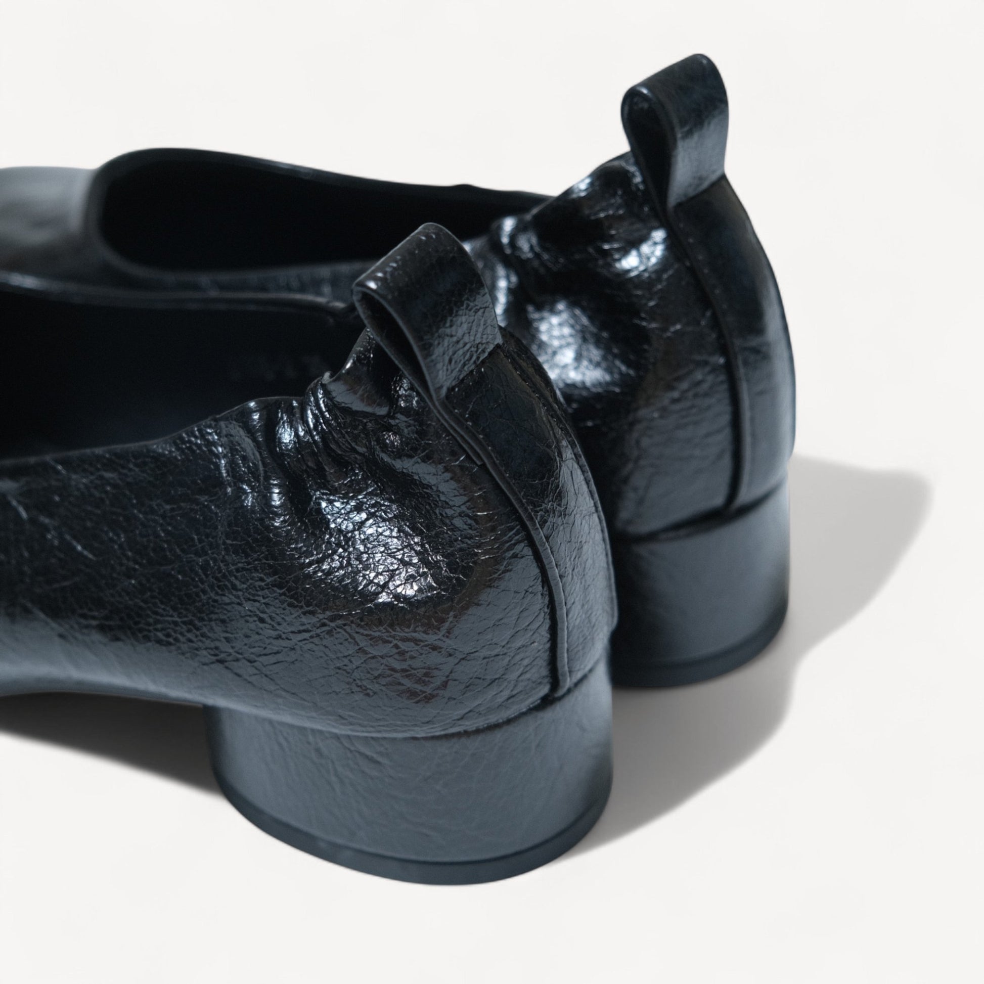 Women Black Crinkle Leather Mary Jane Tabi - tutufox - tabis