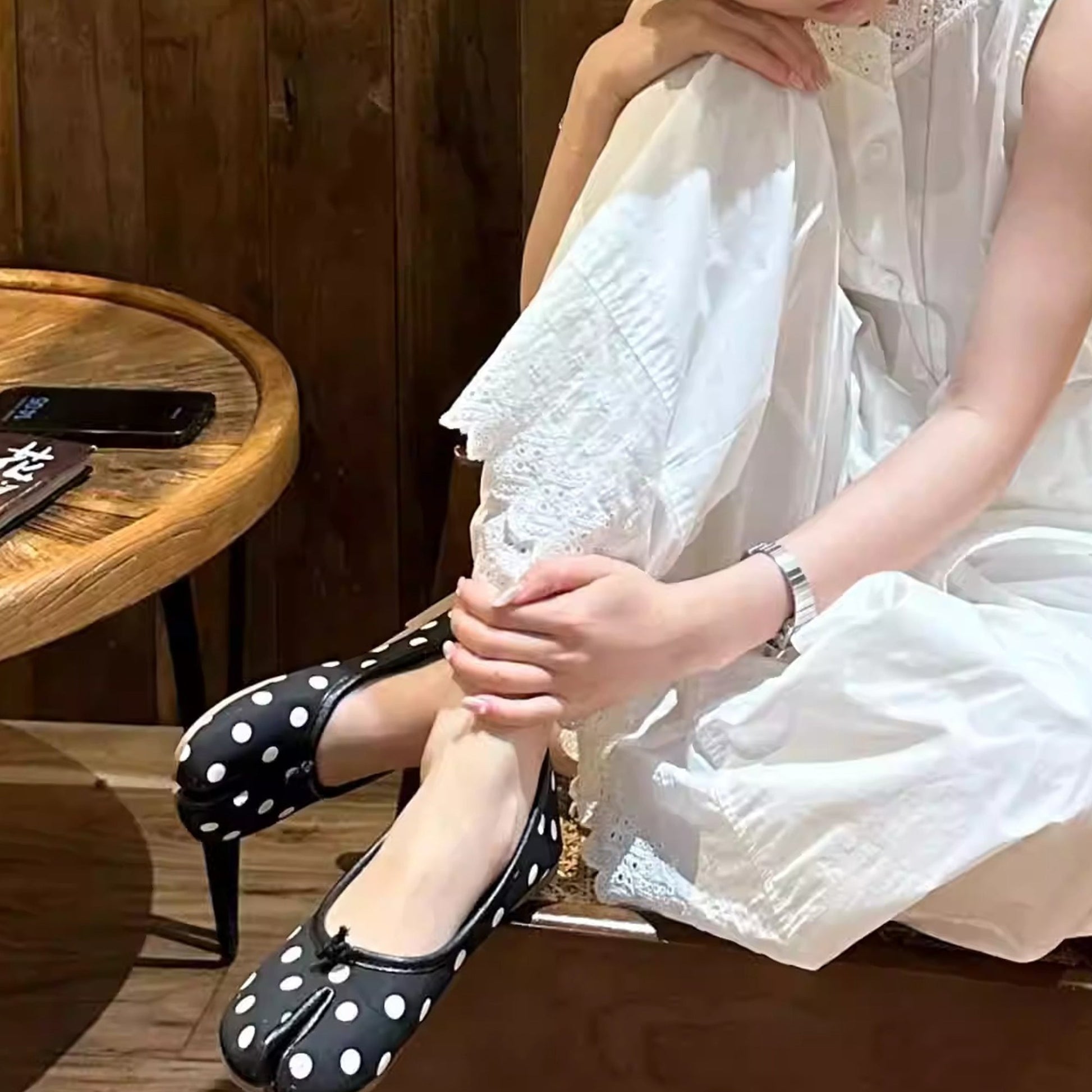 Women Retro Polka Dots Split Toe Tabi - tutufox - shoes