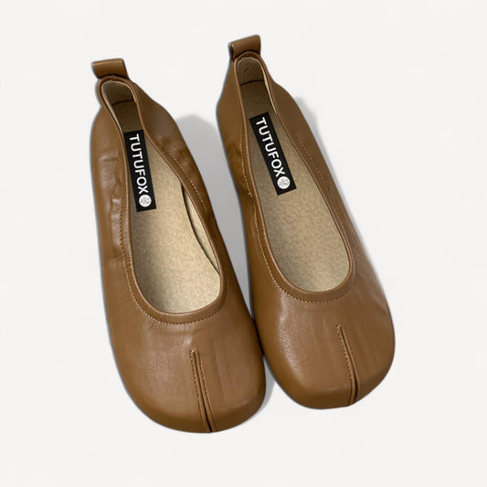 Brown Soft Leather Faux Split-Toe Flats Tabi