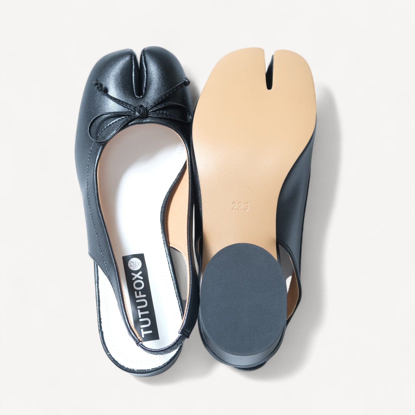 Leather Bow Round Heel Split-Toe Strap Tabi