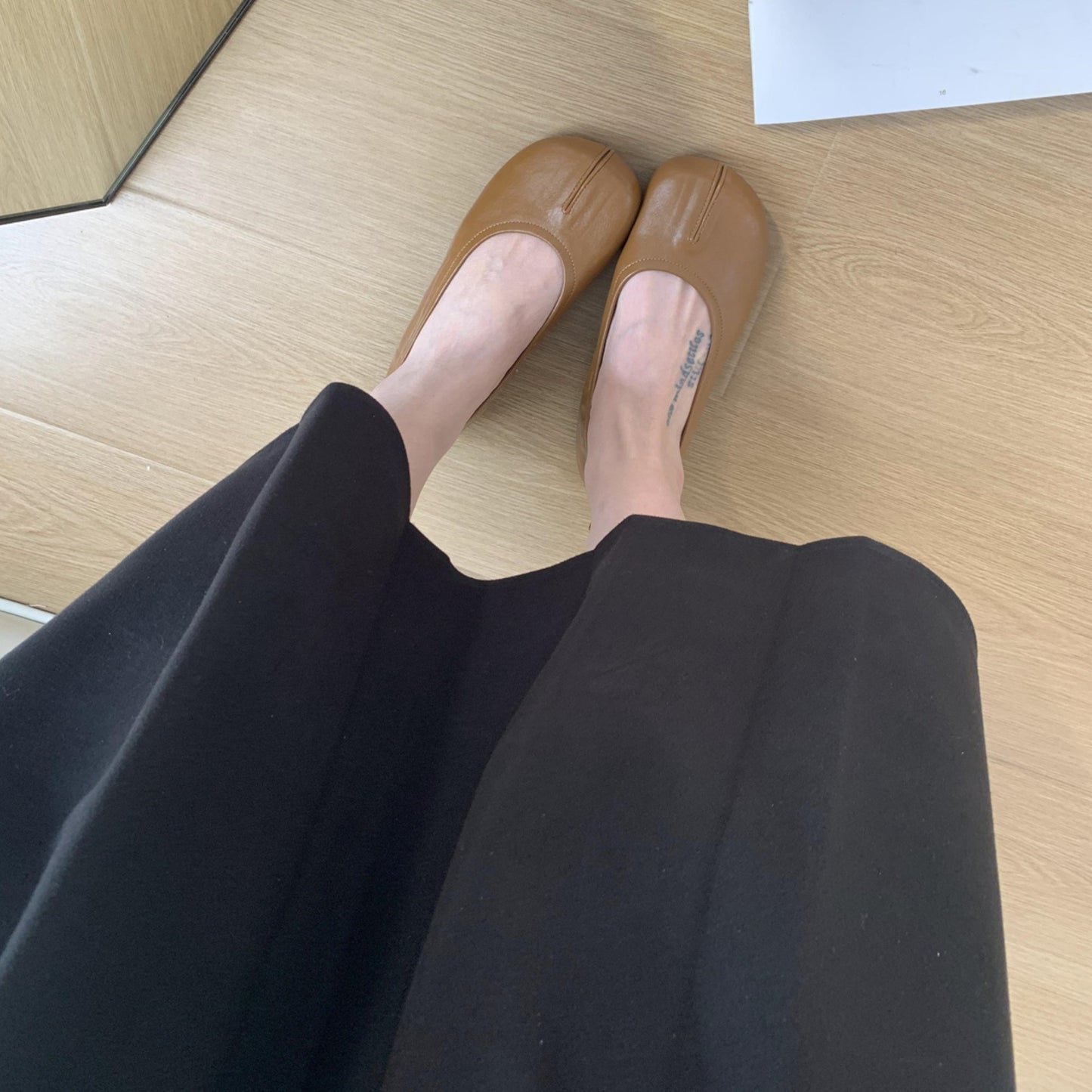 Brown Soft Leather Faux Split-Toe Flats Tabi