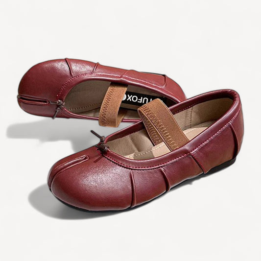 Burgundy Hidden-Wedge Split-Toe Shoes Elastic Tabi