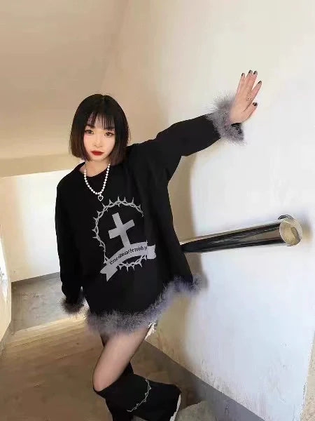 Gray Feather Black Y2K Cross Heavy Design Oversized Sweater