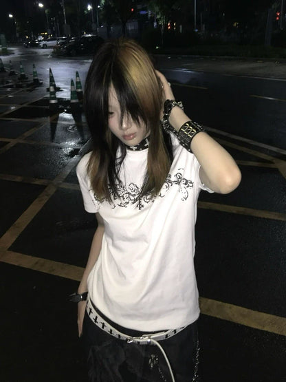 White Graphic Print Y2K T-Shirt