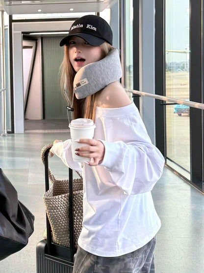 Vintage White Asymmetric Dog Print Hoodie for Early Autumn