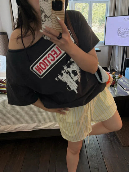 Distressed Letter Print Asymmetric Top for Summer