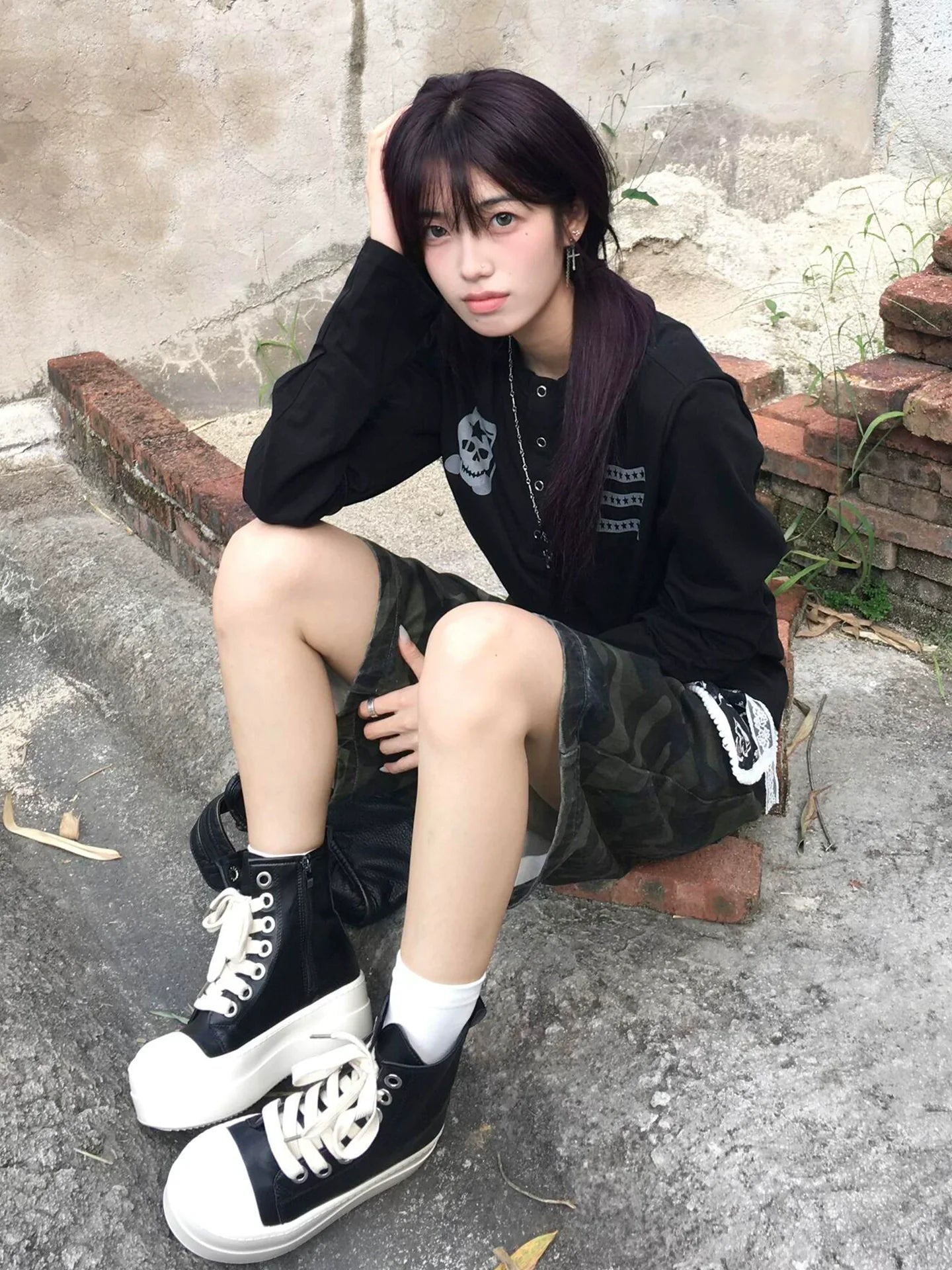 Y2K Bent Knife Henley Long Sleeve Tee