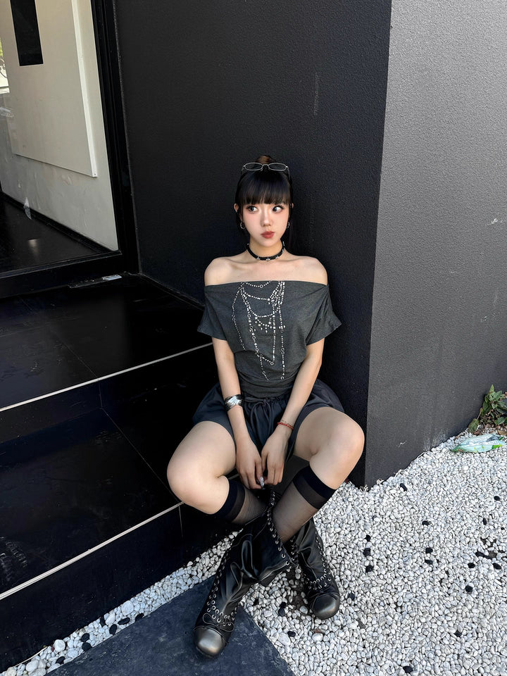 American Edgy Rivet Necklace Print Long Sleeve Top