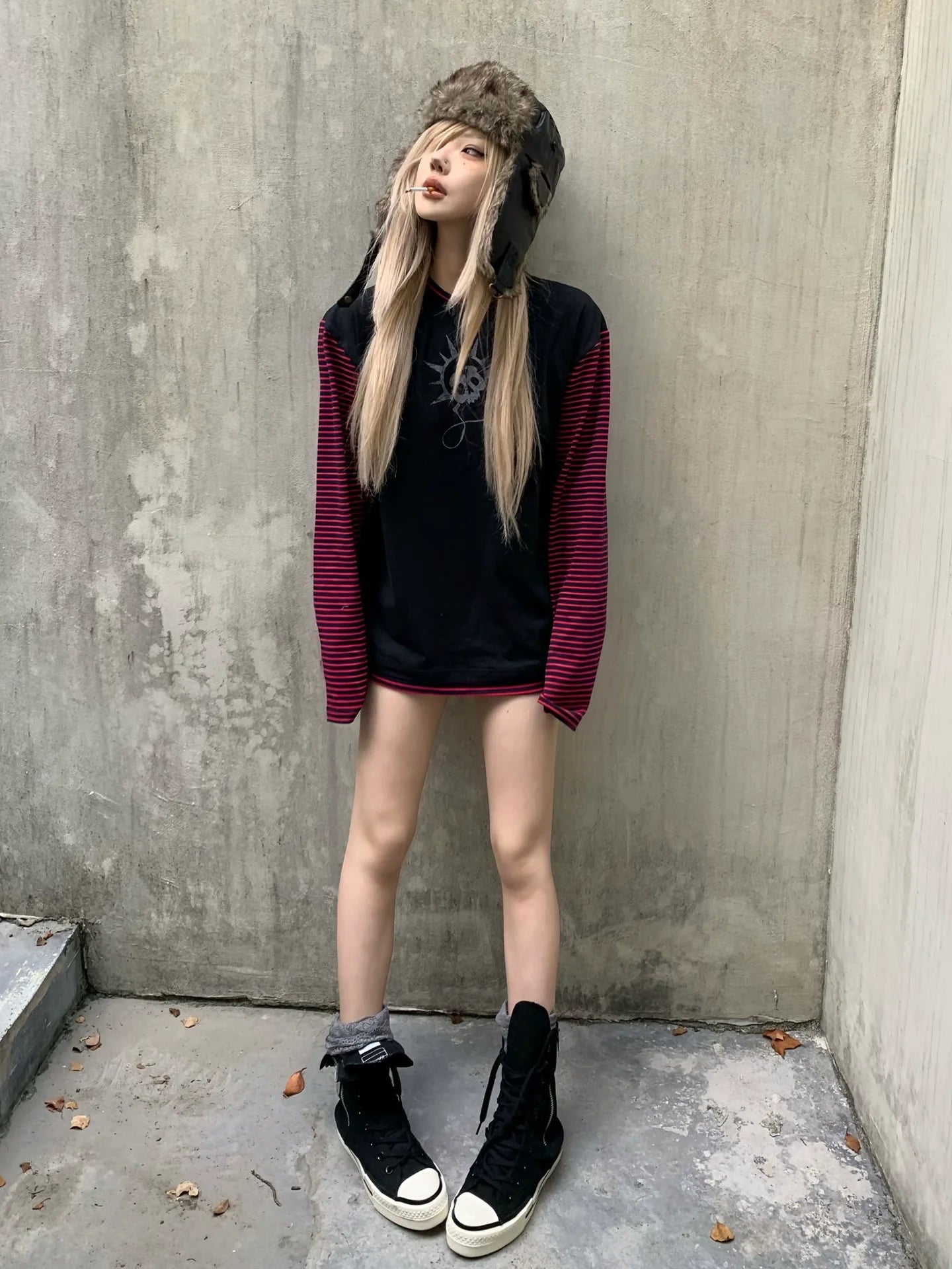 Punk Visual Stripe Skull Long Sleeve Tee Autumn Y2K Lightweight Top Unique Fashion