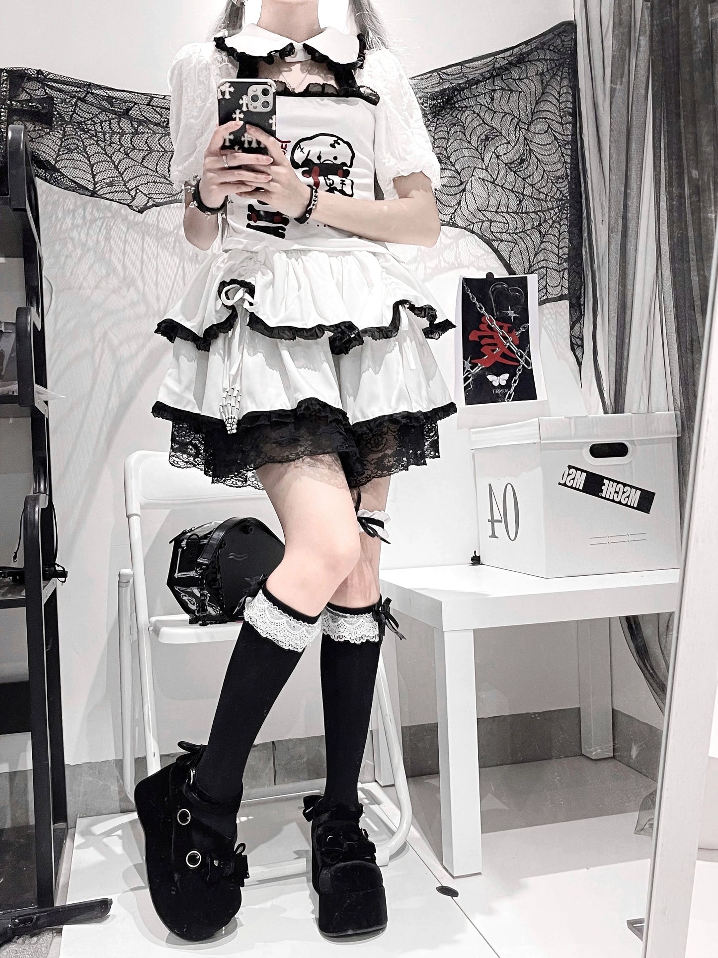 White Subculture Y2K E-girl Lace Cake Skirt Niche Design High-Waisted Tie-Waist Fluffy Skirt
