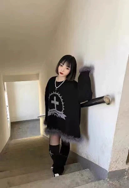 Gray Feather Black Y2K Cross Heavy Design Oversized Sweater