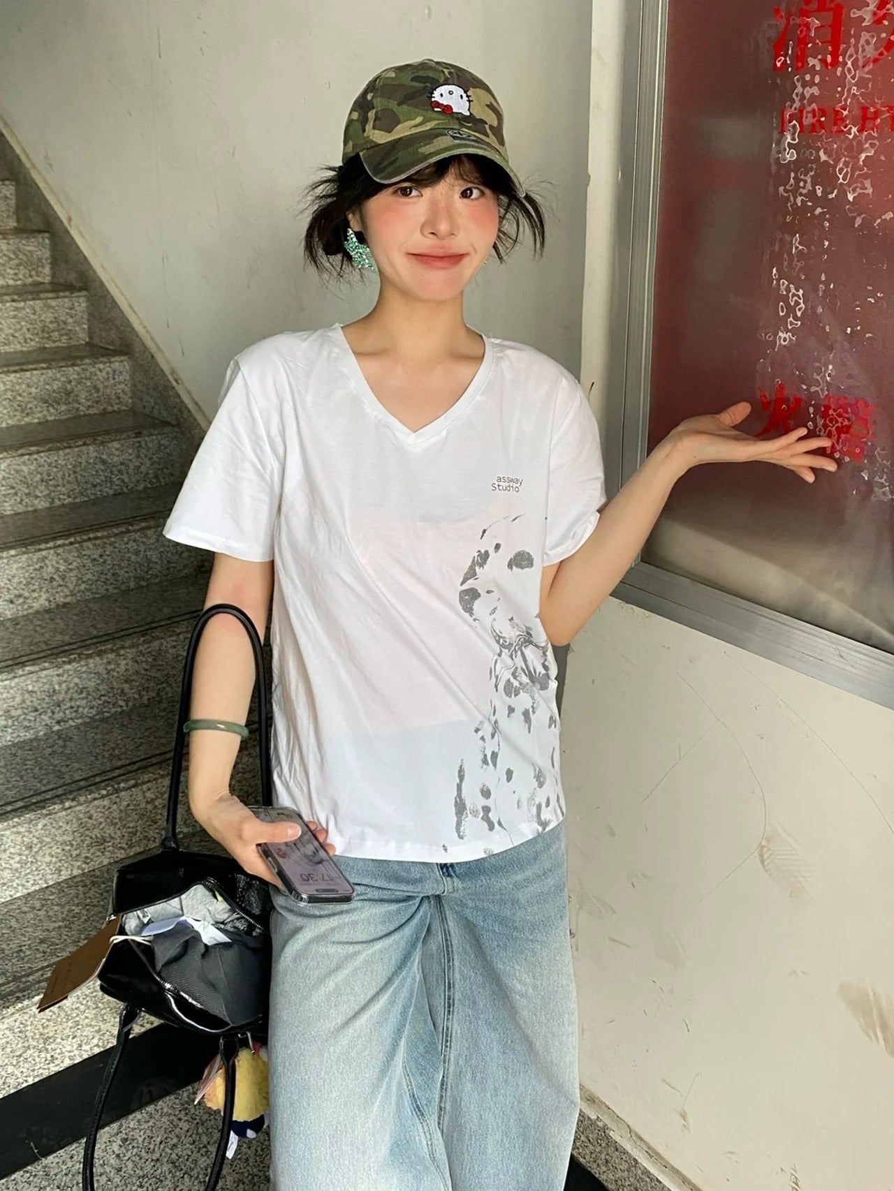 American Dalmatian Print V-Neck Tee White Loose Summer Top