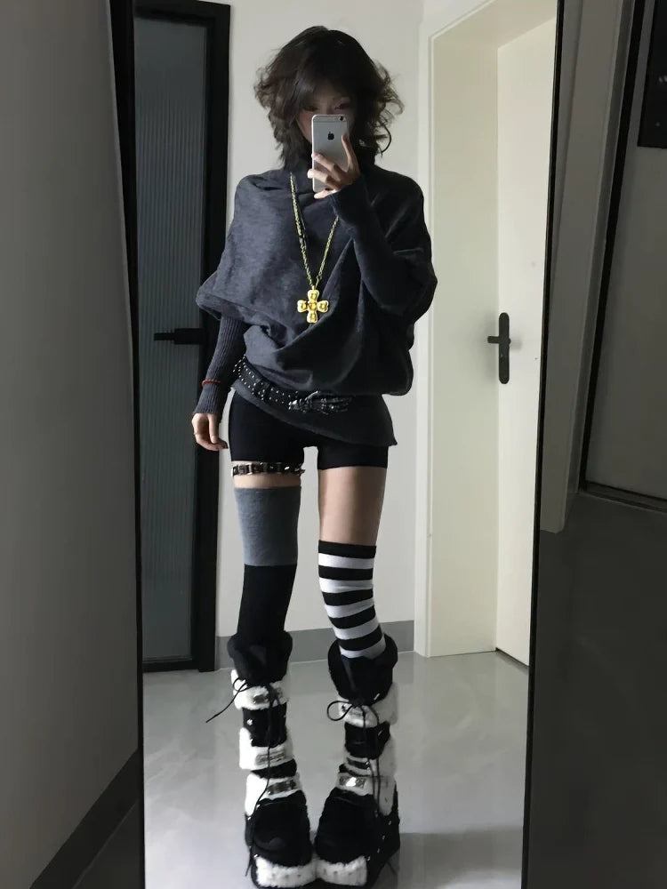 Gray Y2K Retro Asymmetrical High-Neck Bat-Sleeve Sweater