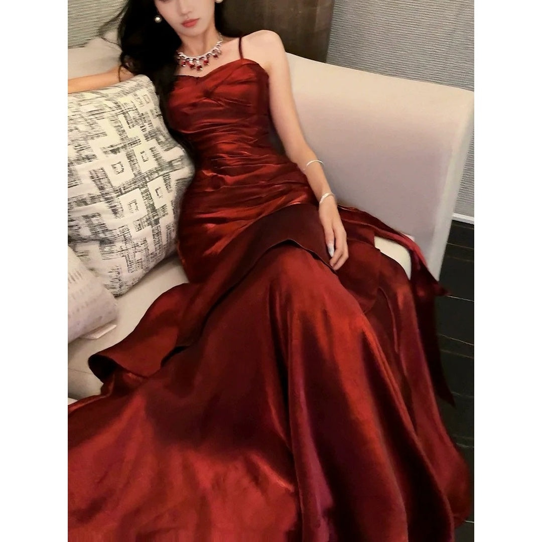 Mermaid Red Ruffle High-End Gown Dress