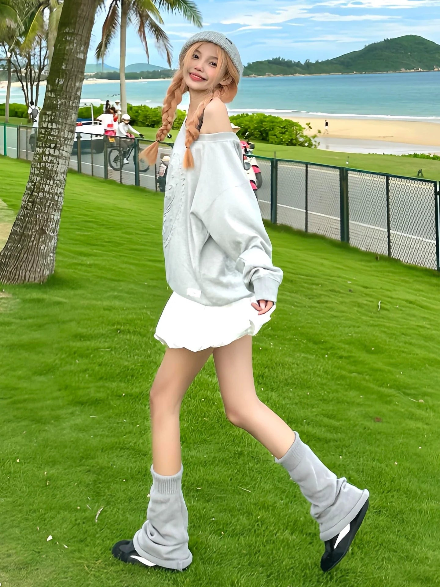 Retro Gray One Shoulder Embossed Bouquet Sweatshirt