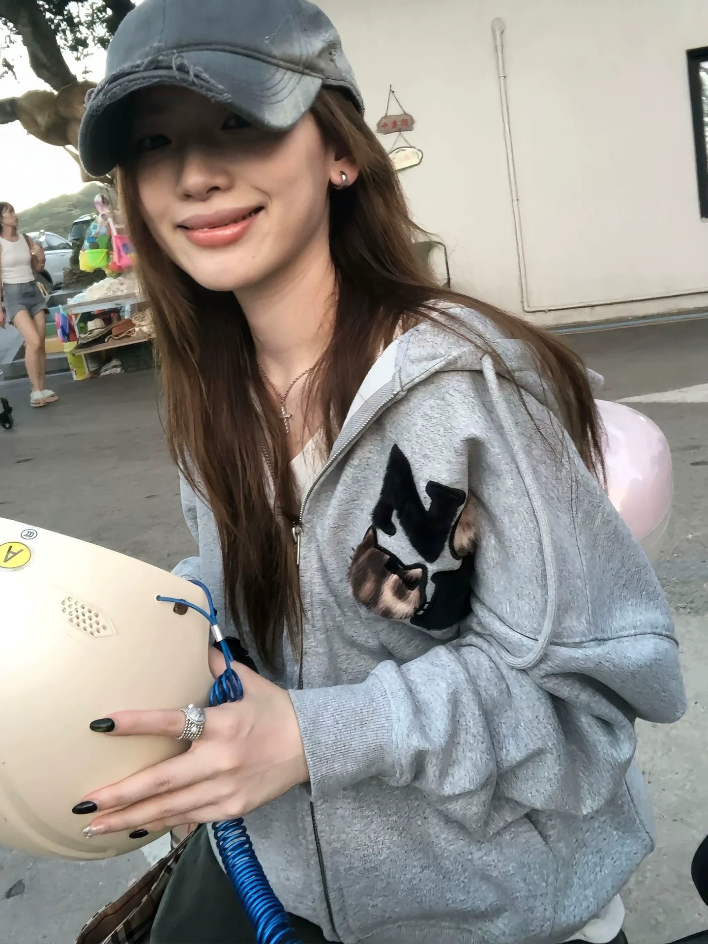 Retro Leopard Fur Cat Embroidered Hoodie