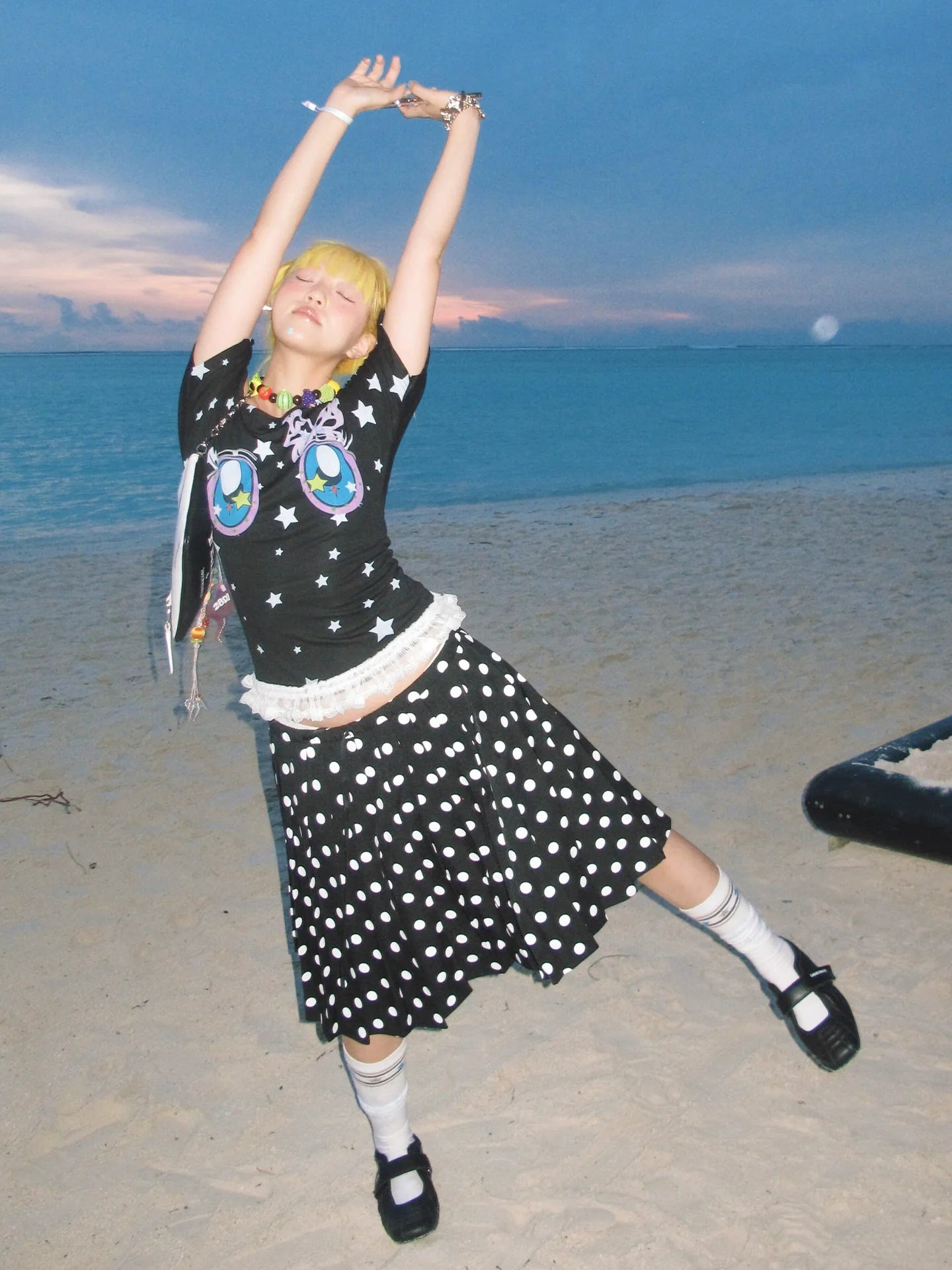 Y2K Comic Eye Print Off-Shoulder Tee Slim Fit Retro Alt Girl Top