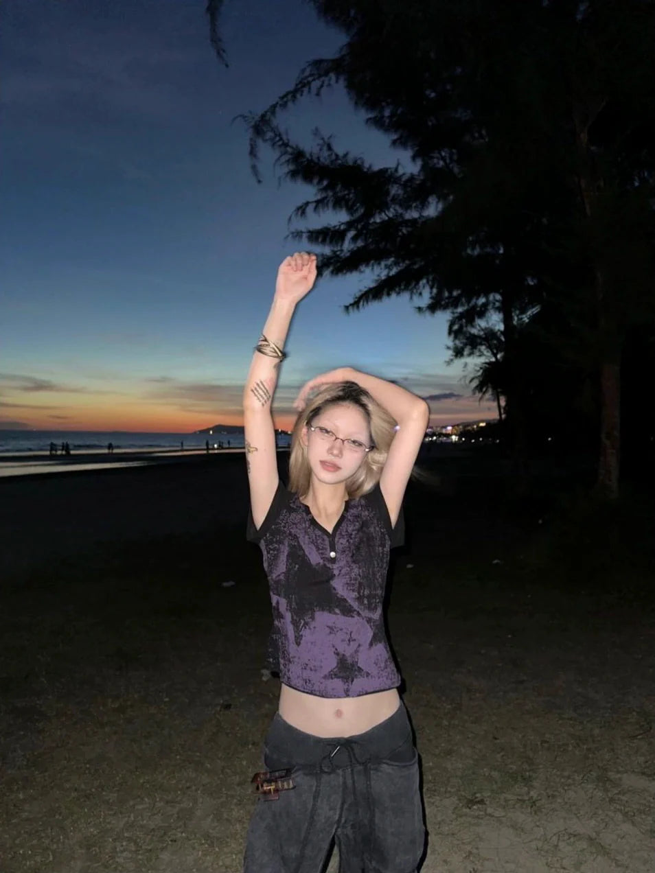 Black & Purple Subculture Punk Y2K E-girl Retro Star Print V-neck Slim-Fit Short Sleeve Top