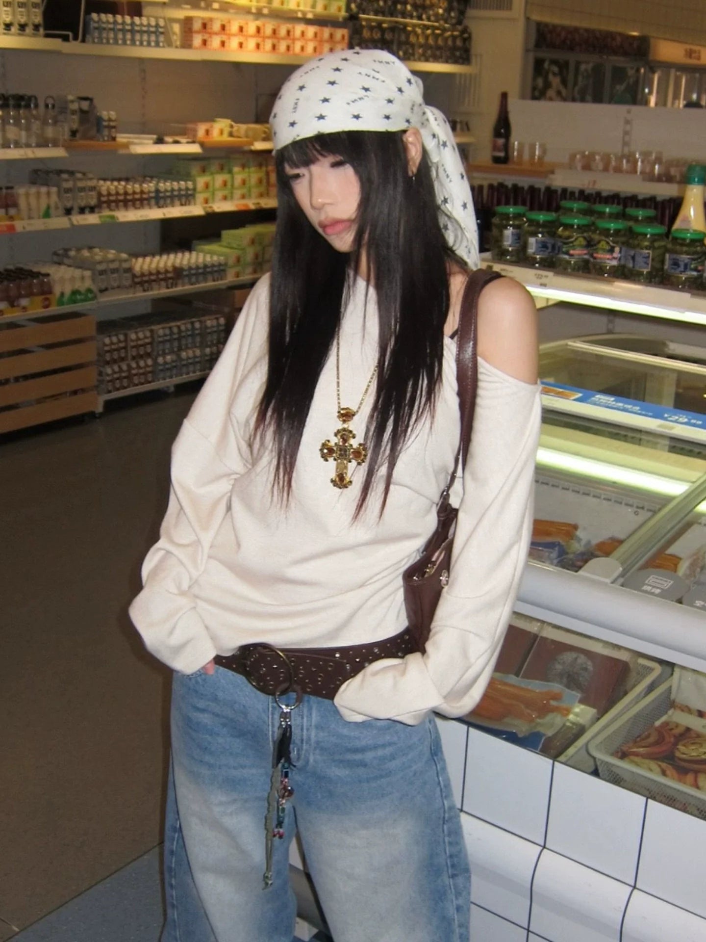 Korean White Asymmetric Long Sleeve Tee Autumn Vintage Slim Fit Off-Shoulder Top