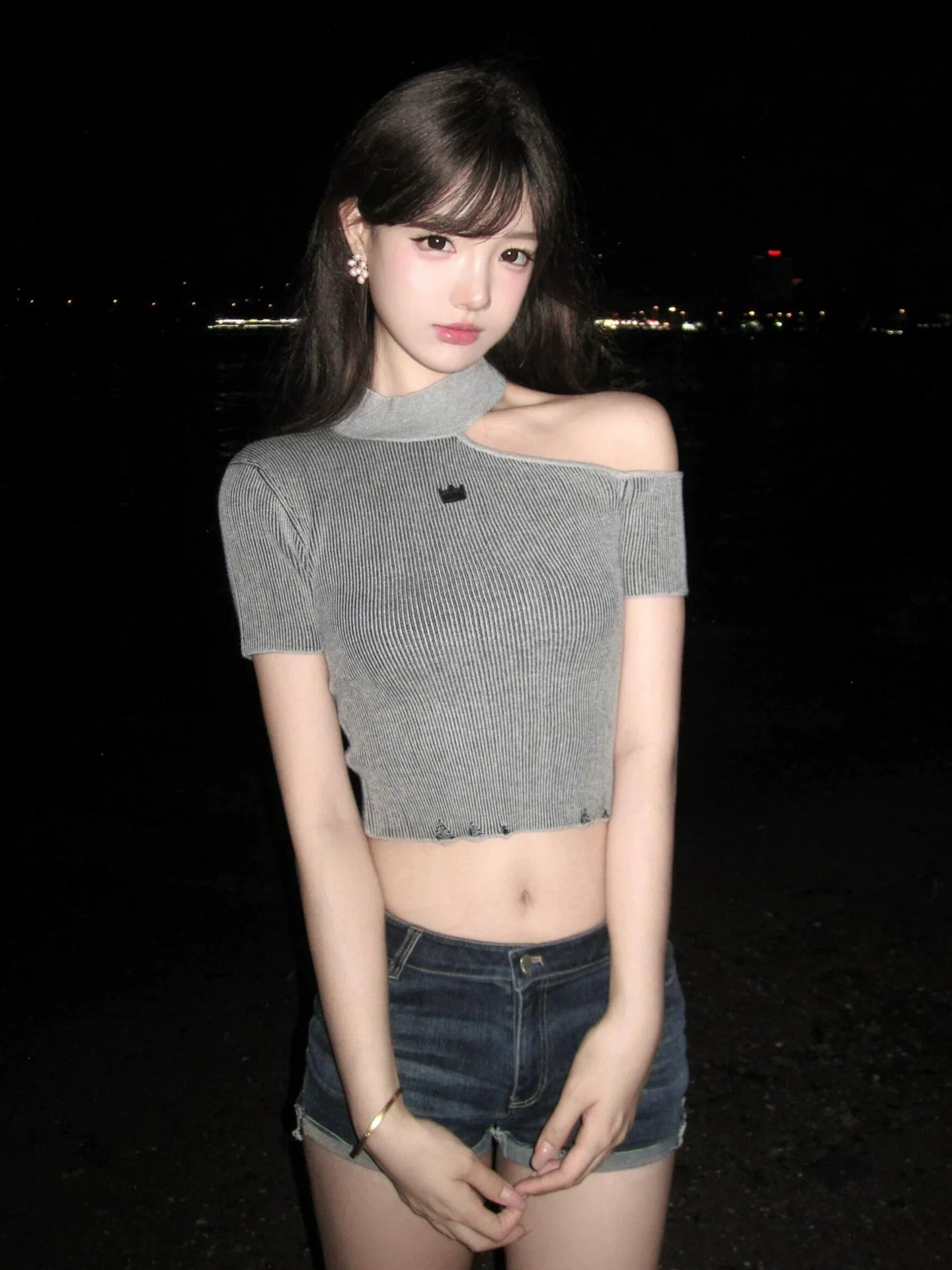 Asymmetrical Knitted Shoulder Short Sleeve Slim Crop Top